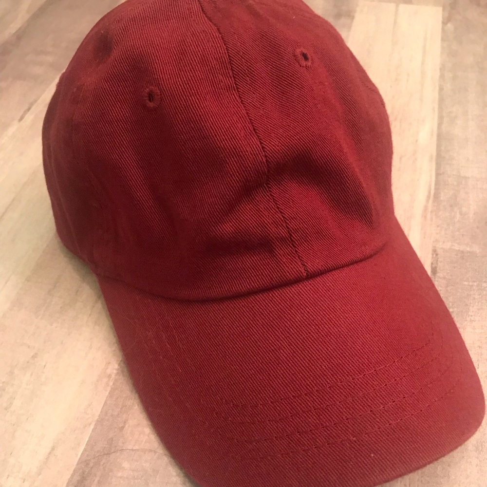 Maroon hat